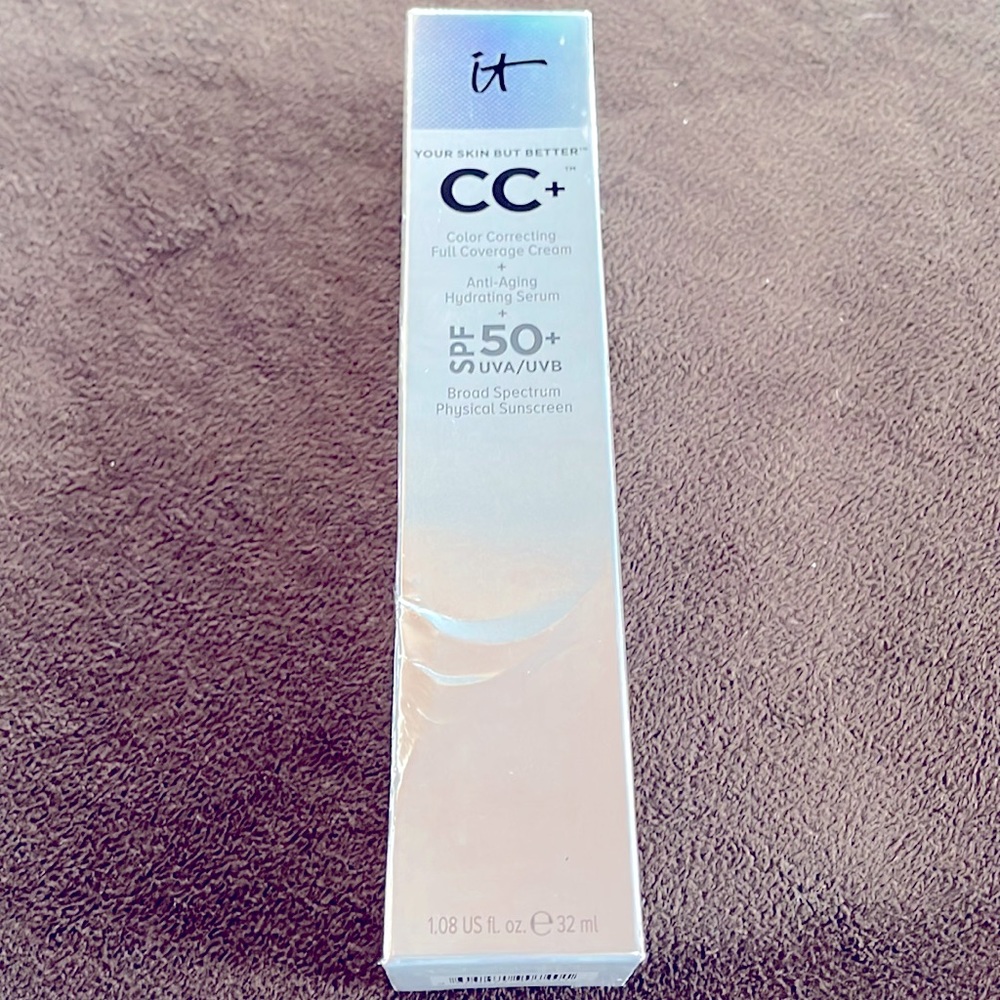 It Cosmetics Your Skin But Better CC+ Color Correcting Full Coverage Cre…